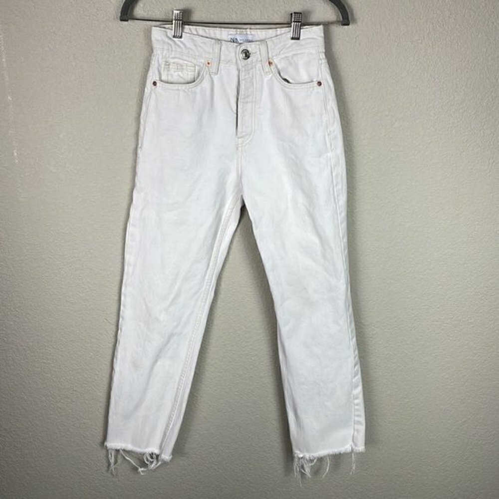 Zara Antique White Ivory High Rise Boyfriend Jeans Raw Frayed Hem Button Front 2